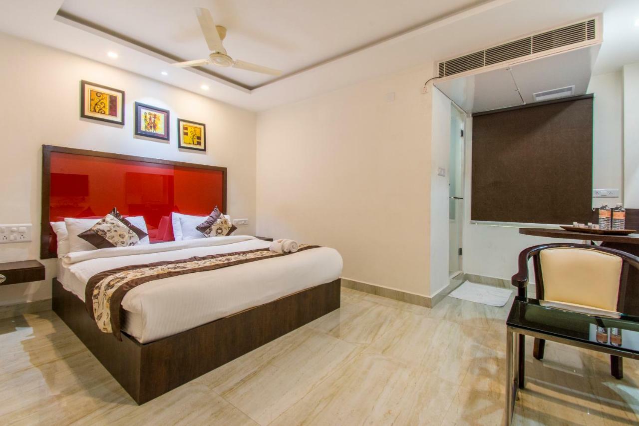 New Hotel Executive Inn Виджаявада Экстерьер фото