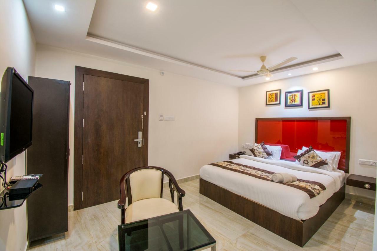 New Hotel Executive Inn Виджаявада Экстерьер фото
